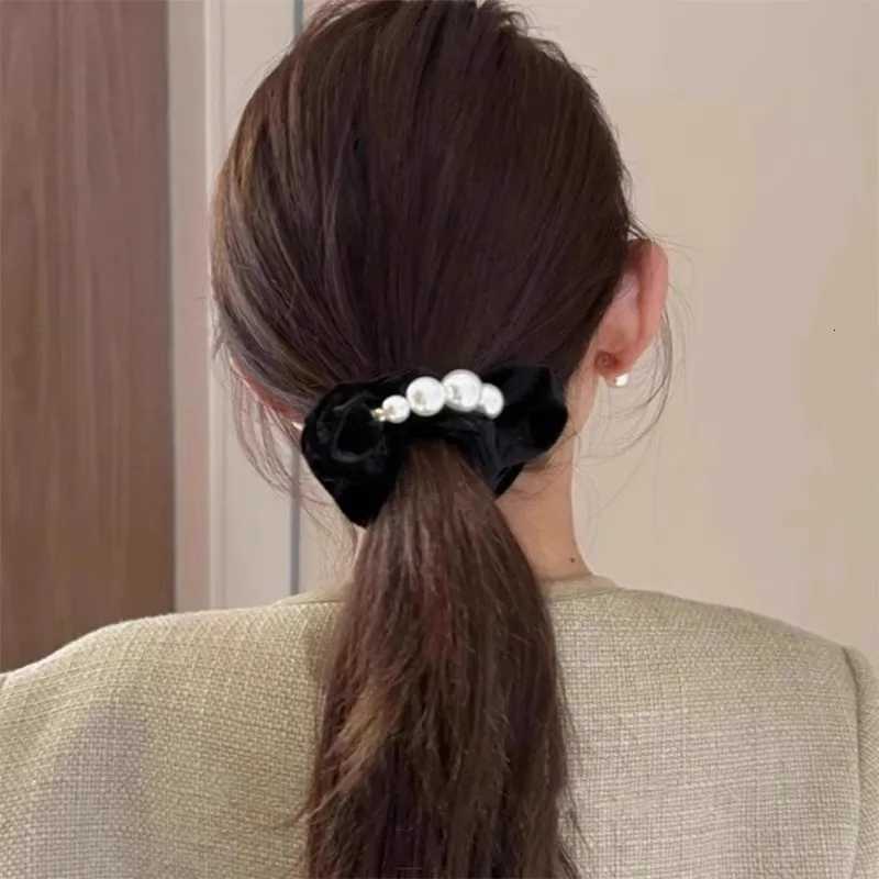Elegant Coral Fleece Pearls Hair Band For Women Girls Hair Tie Sweet Hair Ornament Scrunchie Hair Rope Fashion Hair Accessories Y250711