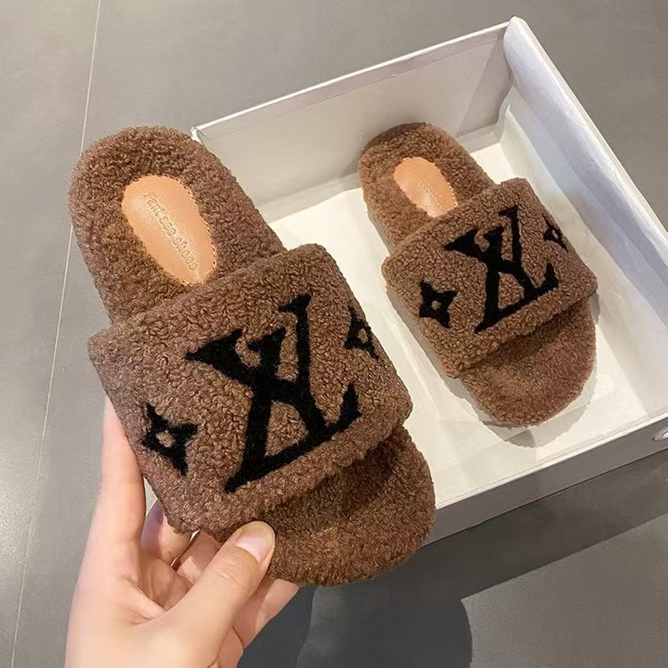 Designer Sandals plush Cotton Slippers Flip Flops Fashion Anti-Slip Female Slides Women Furry Fluffy Faux Fur Warm Indoor
