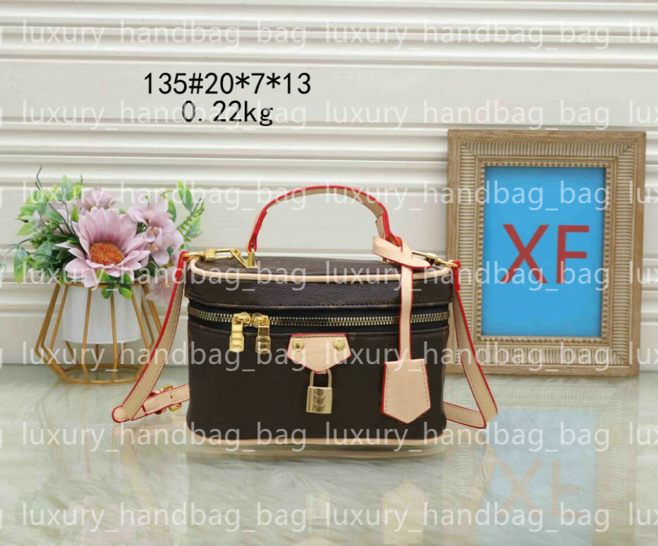 luxury Lady Cosmetic Bags Fashion Makeup Bag Women Designers Handbag Travel Pouch Ladies Purses Toiletry Bag Zipper Shoulder Bag Case 00541#