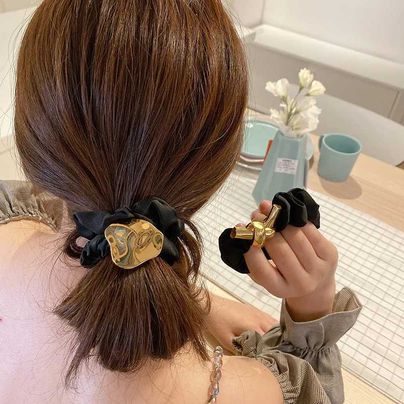 Textured Metal Wind Large Intestine Circle Head Rope Net Red Female Simple Fashion Retro Large Intestine Circle Head Jewelry Y250711