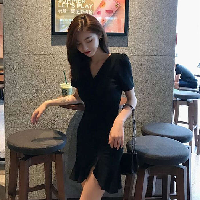 Plus Size Short Sleeve Little Black For Chubby Girls, Summer New Slim Fit Mid-Length V-Neck Slimming Bodycon Dress B5