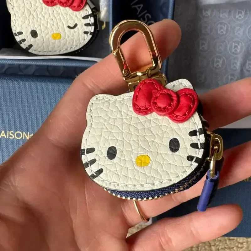 Sanrio In Stock Kawaii High Beauty Hello Kitty Cartoon Personalized Creative Leather Bag Keychain Pendant Fashion Clothing Accessoriesw250711