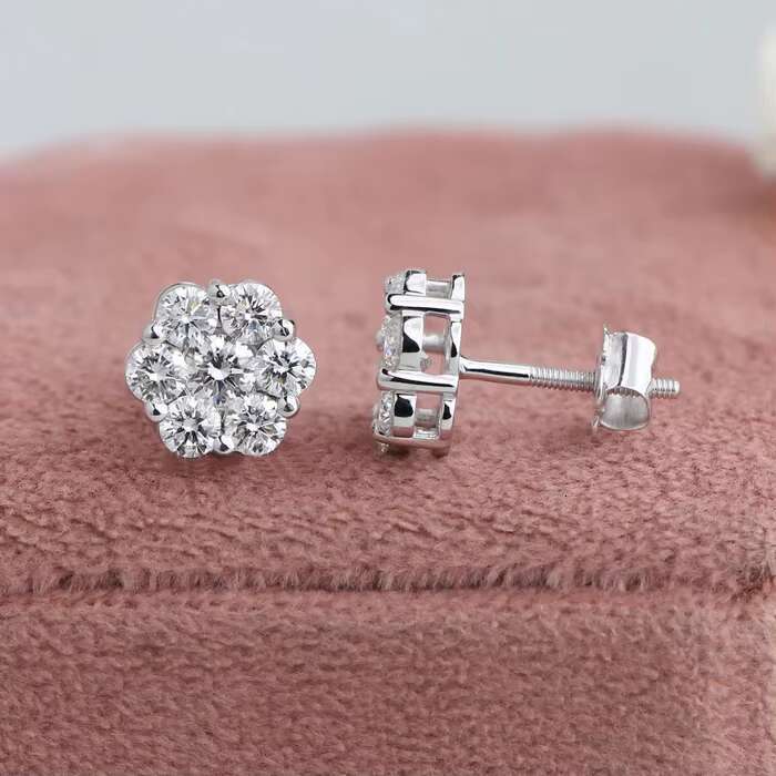 Exquisite Craftsmanship with Gemstone Clarity Premium Laboratory Mined Diamond Flowers