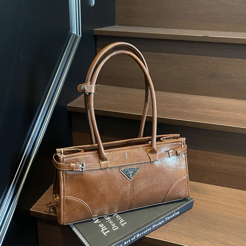 Tote bag Designer Bag Oil Wax Skin Luxury Handbag Women's Fashion Designer Bag 2025 High Quality Underarm Bag Wallet Large Capacity Shopping Bag 