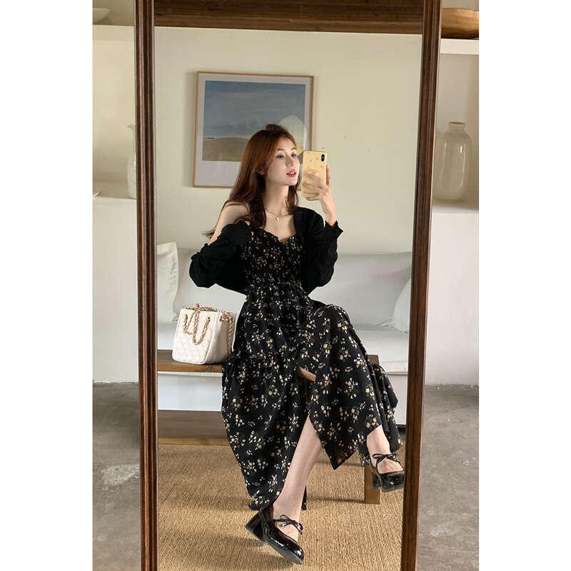 Fresh And Sweet French Style Black Floral Strapless Tube For Women, Summer Waist-Cinching Slimming Mid-Length Dress B5