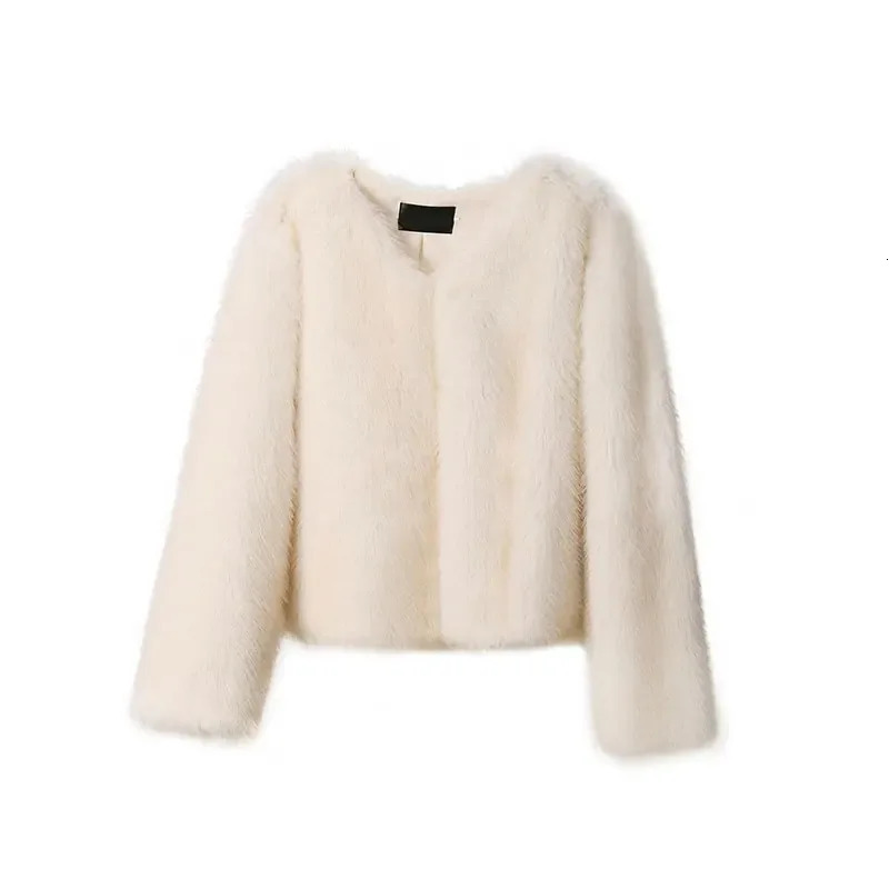 2025 Coat Fashion Cropped Faux Fur Coat Women Winter Cool Girls Fluffy Short Fur Jacket Streetwear Chic Jackets 250709