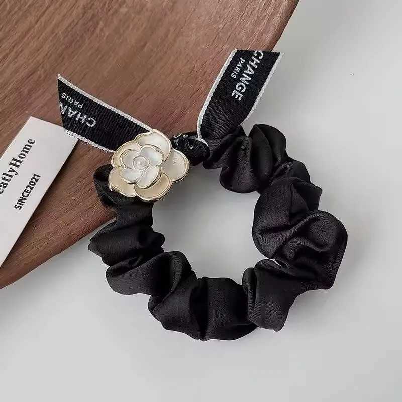 1pc Camellia Small Intestine Hairband Temperament Headpiece New Hair Rope and Elastic Band Female Hair Tie Rope Hair Accessory Y250711
