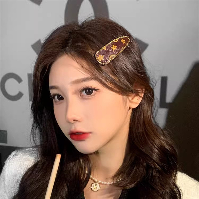 High-End Korean Claw Clip Simple Design Hair Clip for Women High-End Top Clip Side Clip Hair Clip 250711