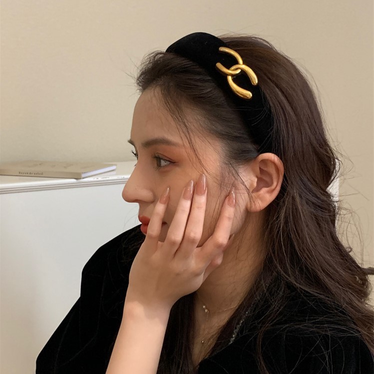 Minimalist High-End Headband for Women Autumn and Winter Internet Celebrity Face Washing Headband Versatile Elegant High Skull Top Hair Accessory 2507