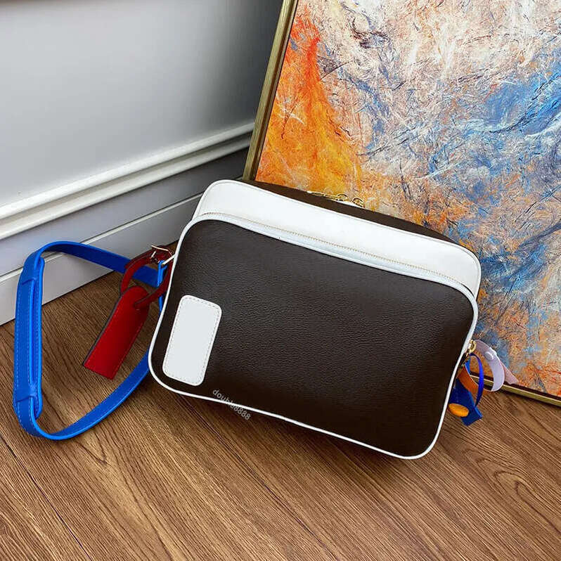 Fashion Designers men Handbags Shoulder Bags Luxurys Lady Crossbody Highs Quality Classic Flowers Leather Women Messenger Totes Double Zip Pochette Purses