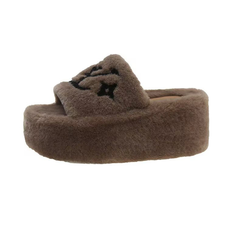 Designer plush cotton slippers, flip flops, fashionable anti slip women's slippers, women's plush indoor warm shoes Thick soled plush sandal