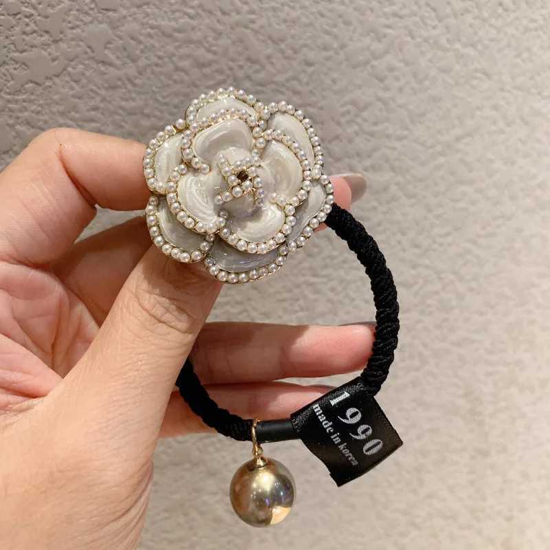2025 Vintage Camellia Bow Pearl Hair Tie Flower Tie Ponytail Black and White Hair Rope Rubber Band Big Brand Luxury Y250711