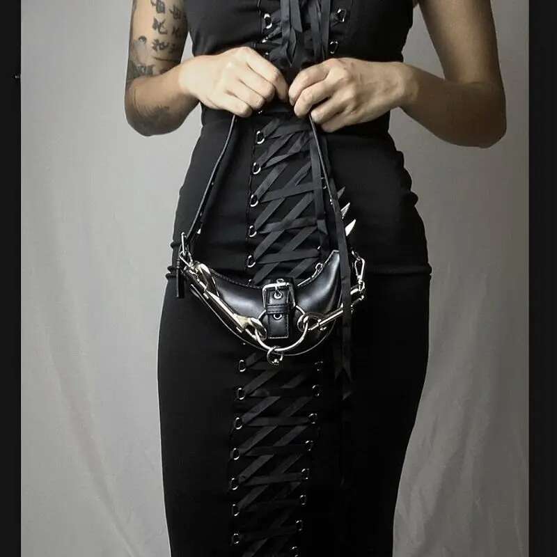 Gothic Lolita JK Haruku Womens Girls Punk One Shoulder Handbag Y2k Rock Japanese Rivet Crossbody Moon Underarm Bag Tote