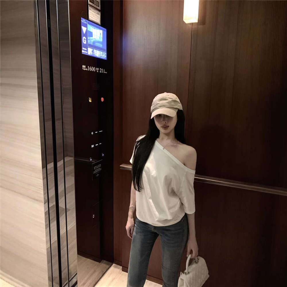 Trendy Asymmetric Shoulder Loose Short Sleeve T-Shirt For Women Summer New Casual Irregular Solid Color Versatile Student Top B5