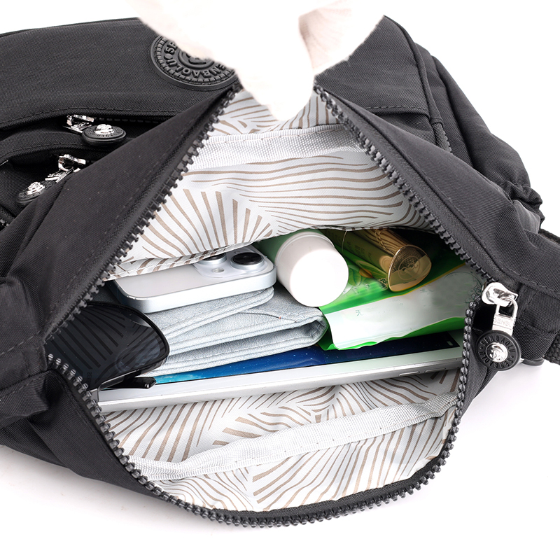 Multi-pocket large-capacity shoulder bag - convenient bag for daily travel - bag for organizing miscellaneous items