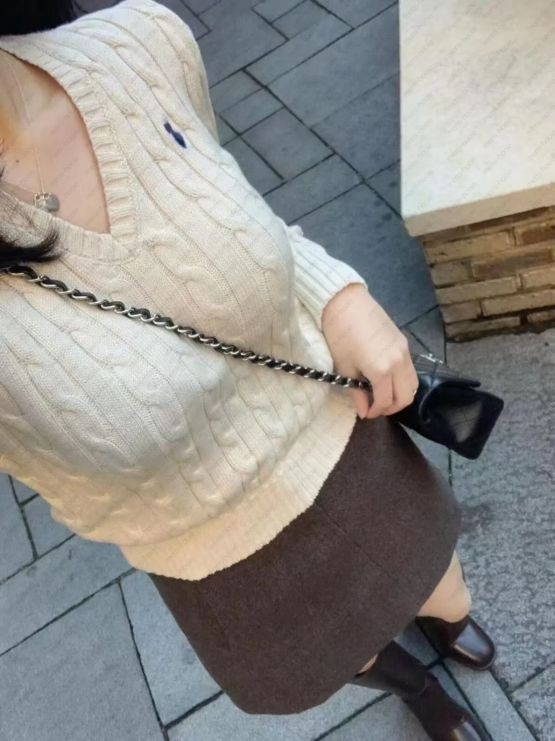 Autumn and Winter New Women's Sweater Designer Top Long Sleeve Vintage Fried Dough Twists Knitted Sweater Women's Pink Sweater Loose Knitted Pullover