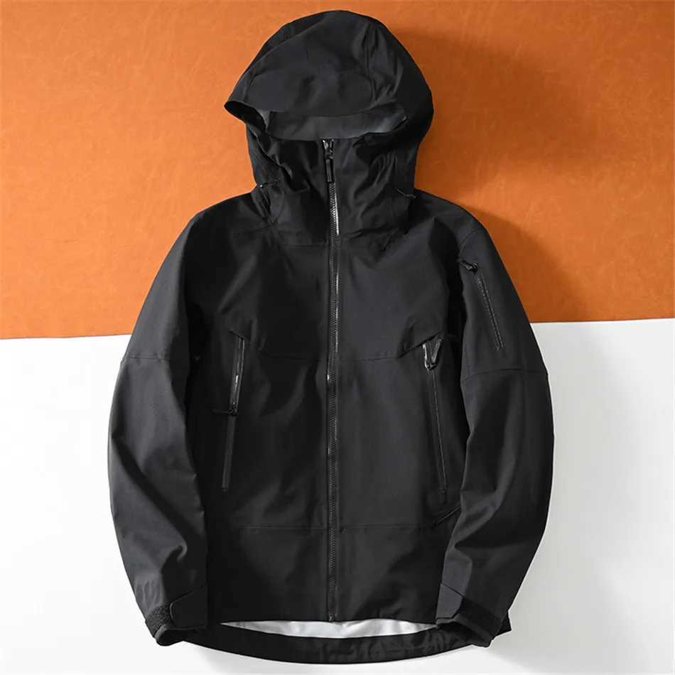 Outdoor Waterproof and Windproof Soft Shell Mountaineering Jacket Camping Hiking Skiing Running Clothes Coat Windbreaker Jackets W250711