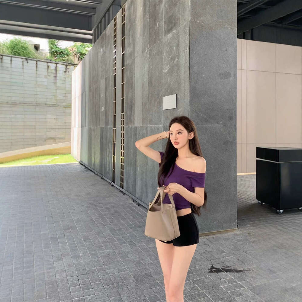 Pure Desire Off-Shoulder Sleeve T-Shirt For Women Summer New Short Cropped Slim Fit Versatile Student Top Ins Trend B5