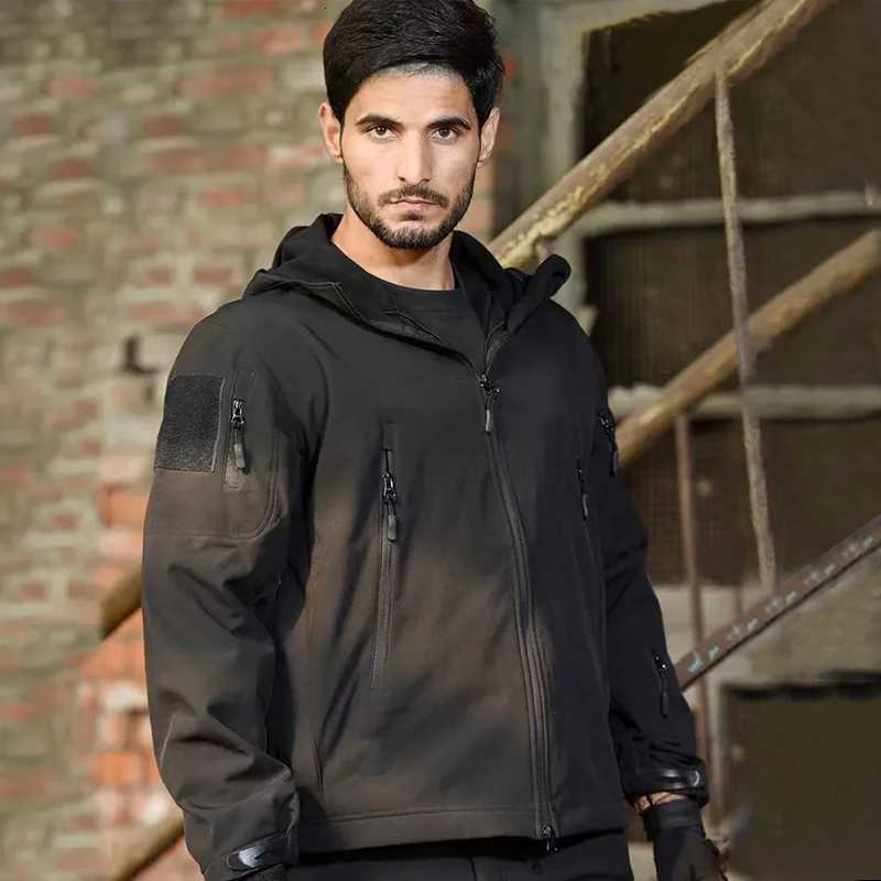 Winter Waterproof Tactical Jackets Sets for Men Outdoor Soft Shell Hiking Hunting Jacket Suit Fleece Cargo Pants Tracksuits W250711