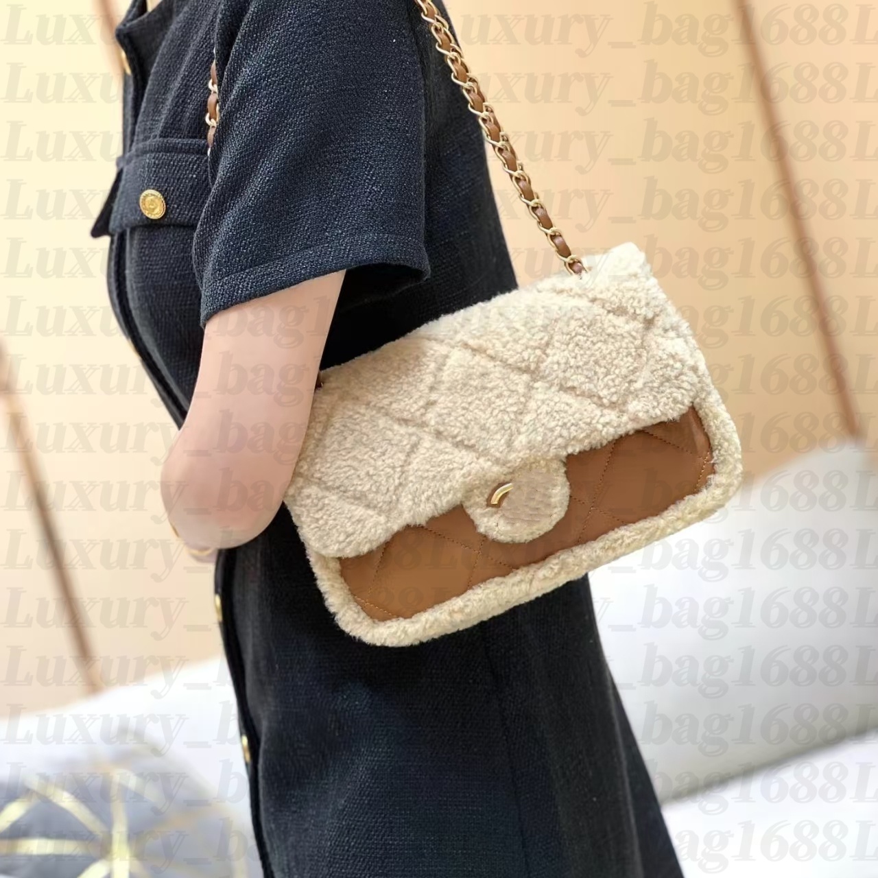 Designer handbag Classic Flap Fluffy winter Shoulder bag Womens Mens Luxury tote Fur warm shearling bag Lady Furry tweed Clutch Leather purse Cross body Sequin Bags