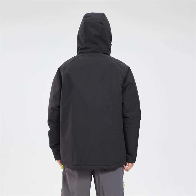 Winter Mountain Jacket Thickened Mens And Womens Jacket Windproof And Water-Splashing Travel Outdoor Mountaineering Suit Trend W250711