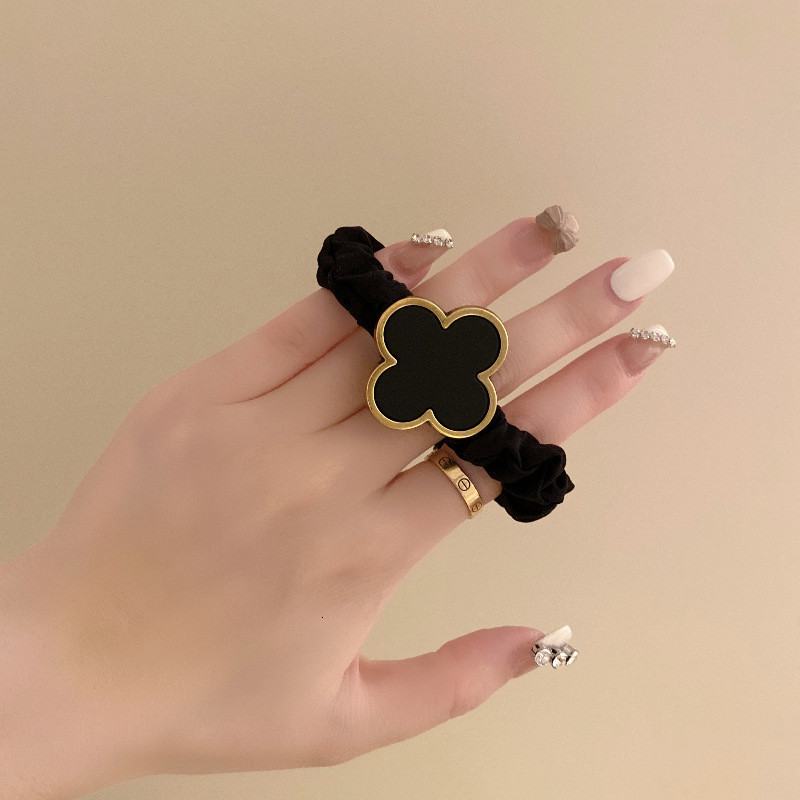 Korean Style Metal Four-Leaf Clover Scrunchie Hair Tie Internet Celebrity High-End Hair Rope Versatile Hair Accessory 250711