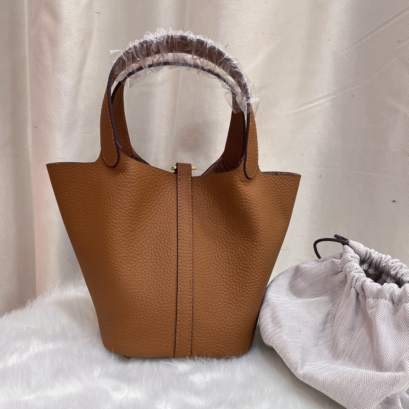 Genuine leather handbags Womens tote crossbody Bags Luxury Designer Fashionable large capacity bucket bag Shoulder Bags