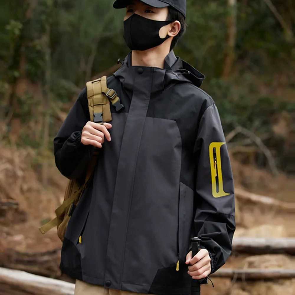 Autumn Winter Outdoor Couple Punching Jackets Men Women Windproof Waterproof Mountaineering Clothing Camping Jacket W250711