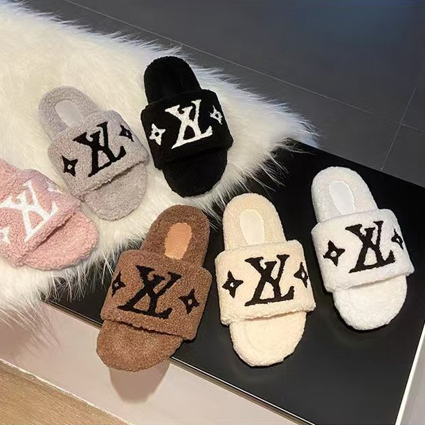 Designer plush cotton slippers, flip flops, fashionable anti slip women's slippers, women's plush indoor warm shoes Teddy cotton slippers