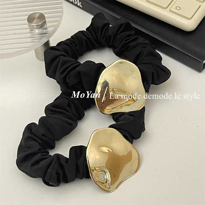 Black Scrunchies Geometric Metal Gold Color Hair Ties Elegant Silk Elastics Hair Band Solid Color Scrunchies for Women and Girls Y250711