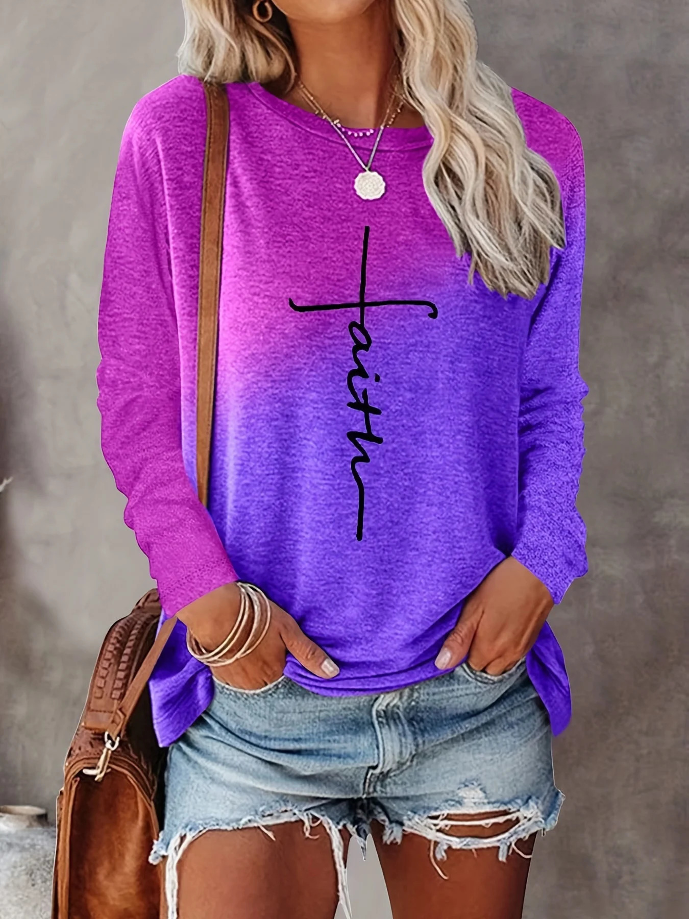 Gradient Faith Letter Print Womens T-shirt Long Sleeve Crop Top Female Graphic Blouse Plus Size Womens Clothing Shirts 250703