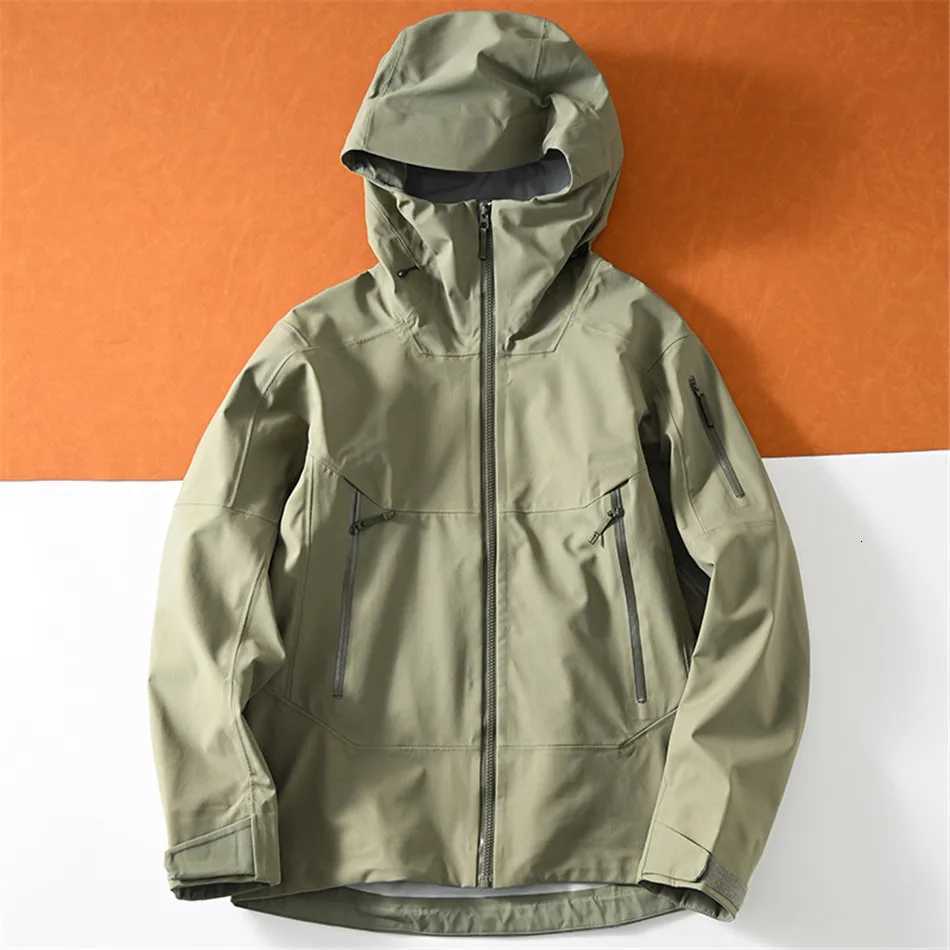 Outdoor Waterproof and Windproof Soft Shell Mountaineering Jacket Camping Hiking Skiing Running Clothes Coat Windbreaker Jackets W250711