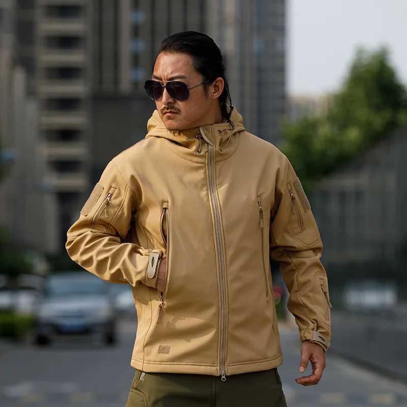 Sharkskin Soft-shell Hard Shell Camouflage Jacket Fleece Thick Tactical Suit Hooded Coat Manufacturers Handsome Outdoor Jacket W250711