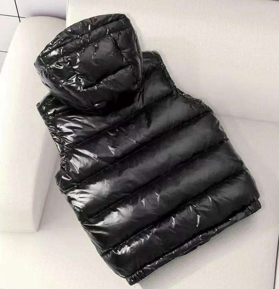 Designer Vest Embroidery Patch Removable Hood Mens Vests Women Gilet Maglia White Duck Down Puffer Jacket Winter Couple Outfit Waterproof Quick Drying