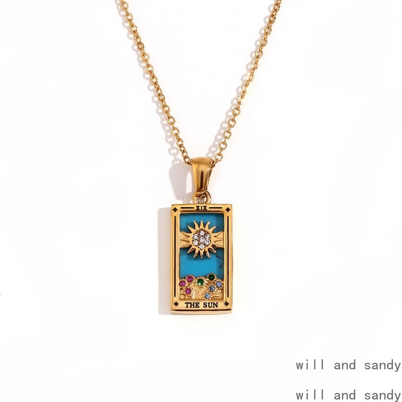 Non Tarnish Stainless Steel 18k Gold Plated Tarot Card Necklace Gold Chain Crystal Star Sun Moon Queen Symbolic Wiccan Jewelry for Woman Gift