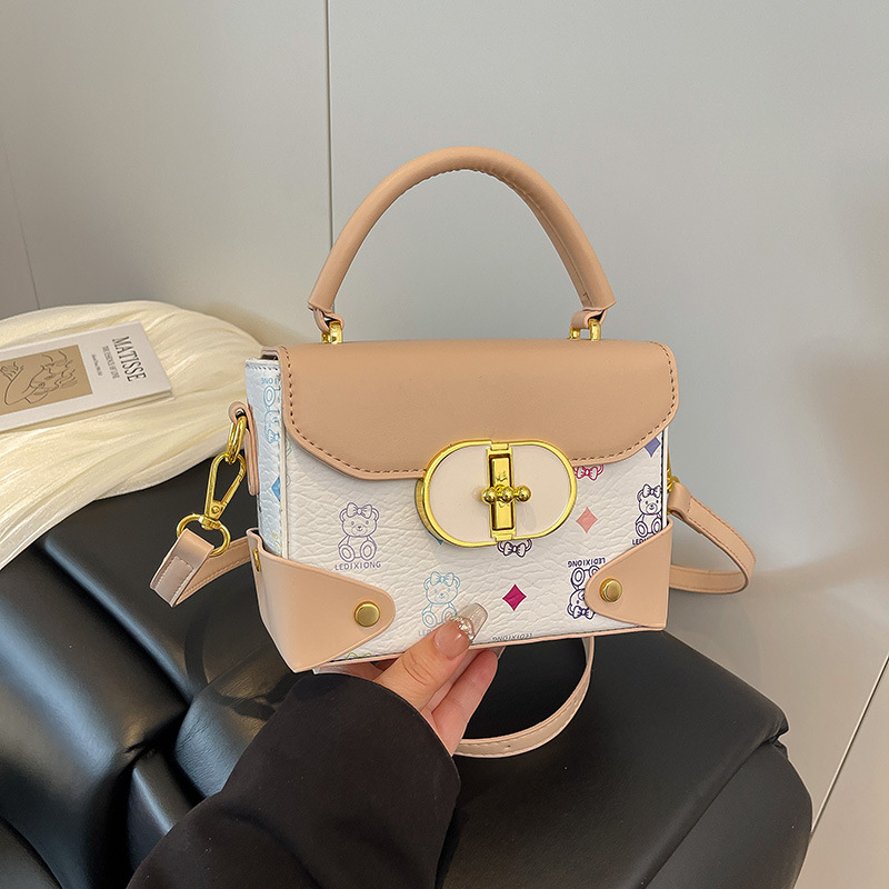 Designer Bag Luxury Bag Contrast Color Women S New Style Popular All Go Crossbody Fashion Super Fire Shoulder Bag Carry Small Square