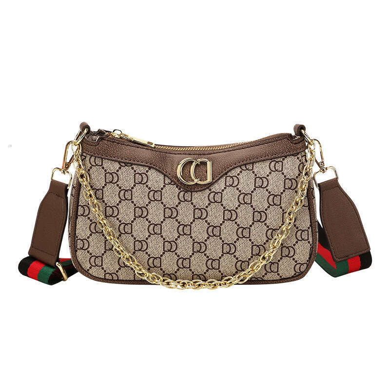 2024 New Women's Crossbody Underarm Fashion Small 2023 Niche High-end Shoulder Bag