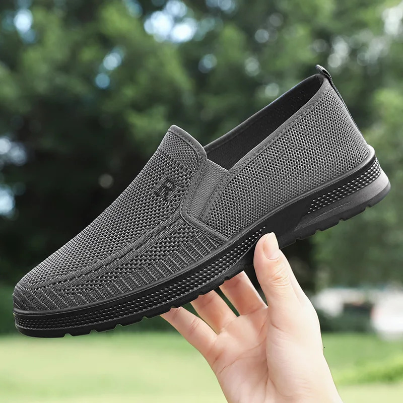 Men's casual sports shoes - Summer style - Lightweight and breathable - Affordable price - Clearance sale completed. Shoe model number: 250716