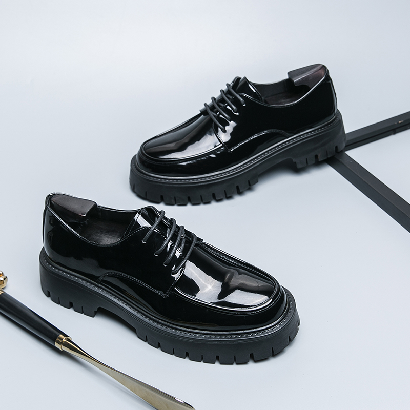 21289- New tassel thick soled high rise leather shoes Korean version glossy business men's fashionable big toe shoes barber leather shoes