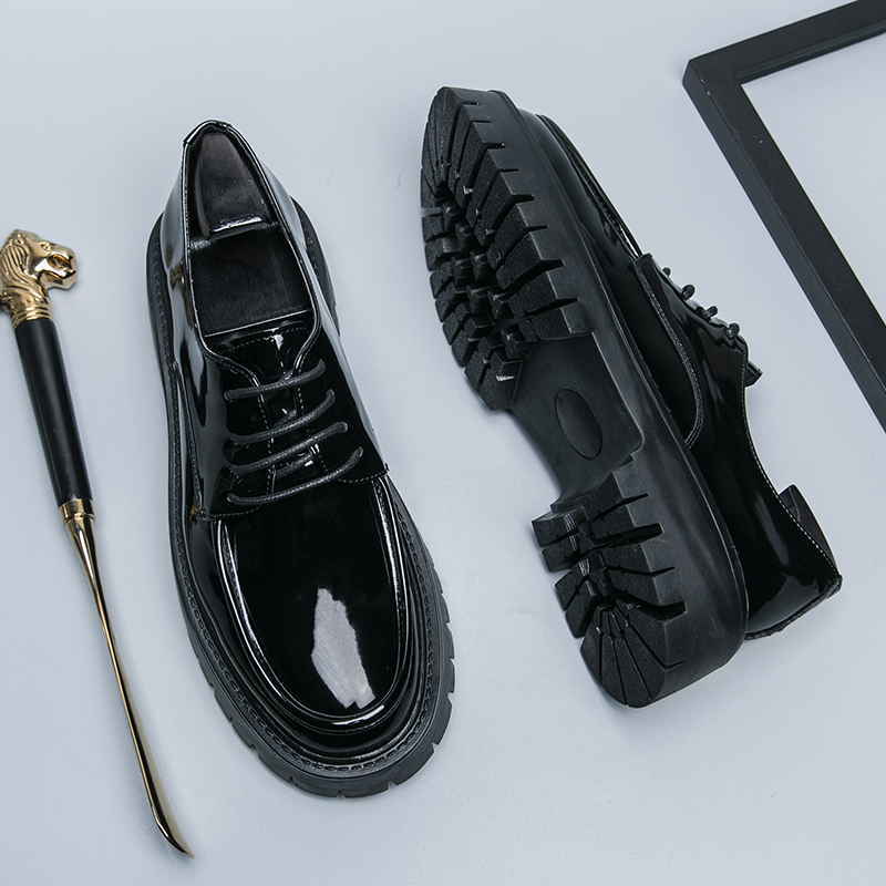 21289- New tassel thick soled high rise leather shoes Korean version glossy business men's fashionable big toe shoes barber leather shoes