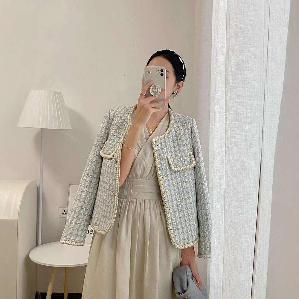 Spring And Autumn New Light Blue French Tweed Petite Elegant Short Jacket For Women B5