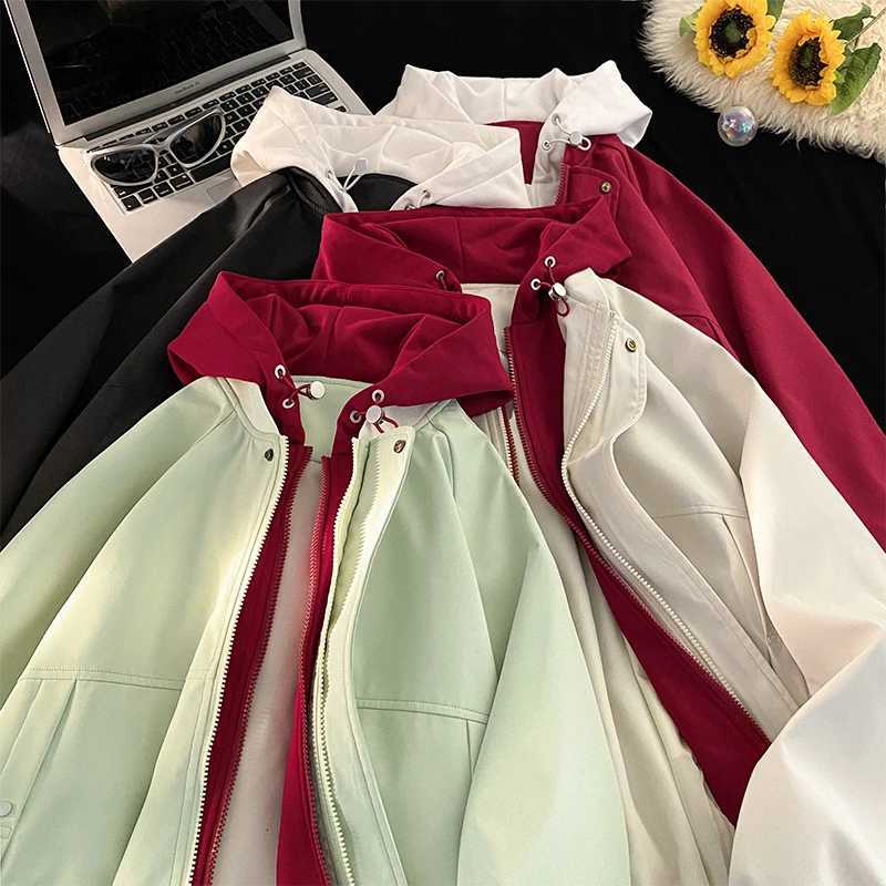 Outdoor Sports Camping Mountaineering Jackets Fashion Men Windproof British Wind Hooded Simple Storm Jacket Motorcycle Jacket W250711