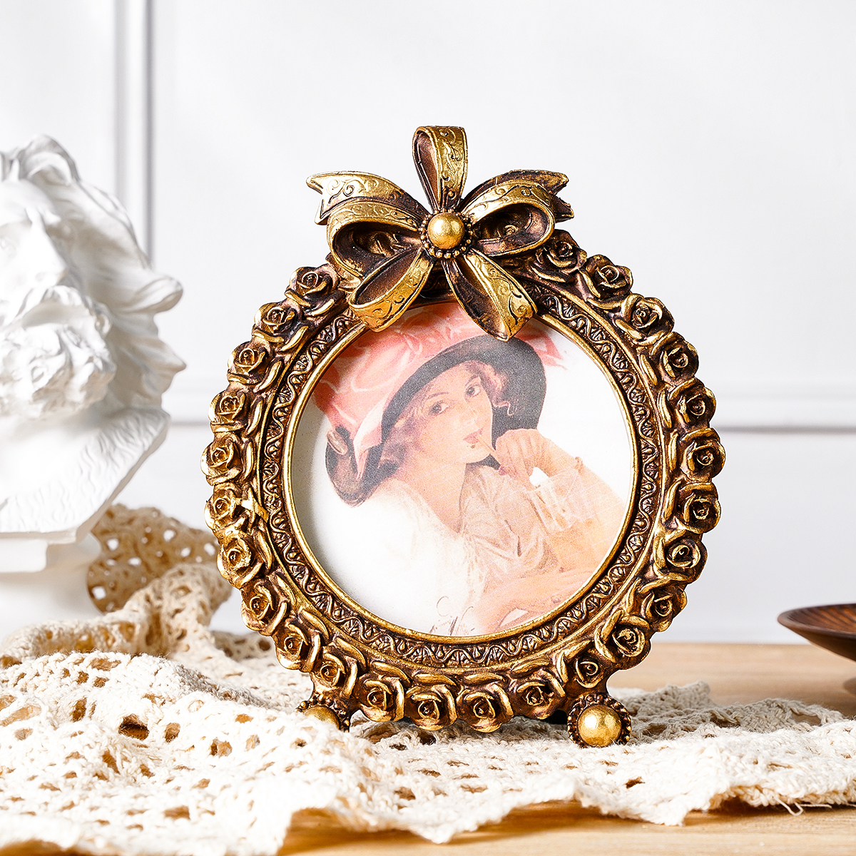 1PC, resin material gold retro three-dimensional pattern round decorative photo frame, warm home desktop decoration ornaments H260306