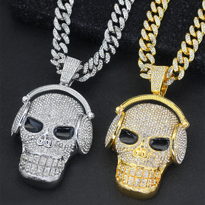 Street Hip-Hop Exaggerated Skull Pendant Sweater with Headphones Full Dia Cuban Chain Men's Accessories