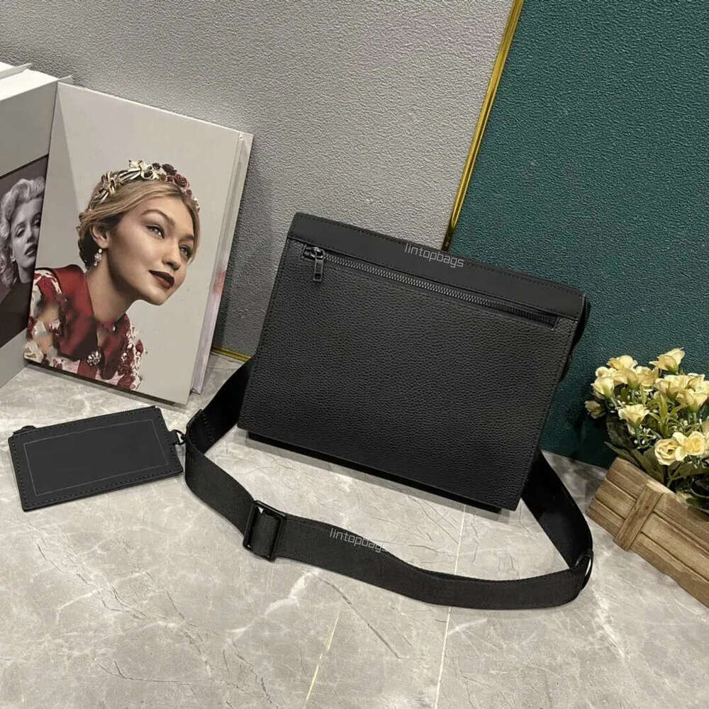 2 pcs set MESSENGER bag Mens Sling Bags Handbag Front Metal Letters with Nylong Strap Designers Luxury cowhide Leather Cross Body Bag shoulderbag