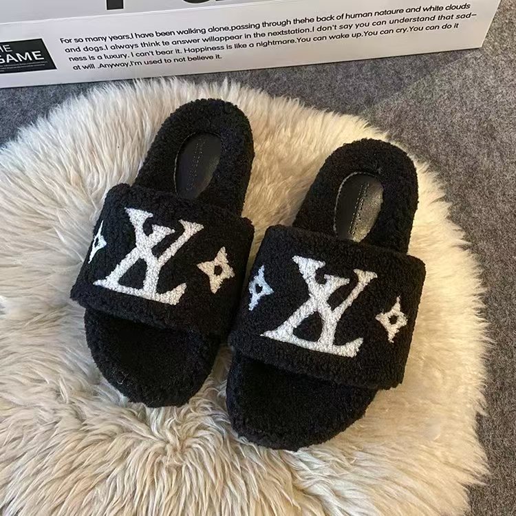 Designer Sandals plush Cotton Slippers Flip Flops Fashion Anti-Slip Female Slides Women Furry Fluffy Faux Fur Warm Indoor