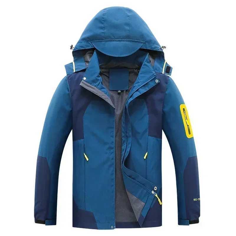2024 Spring/Autumn Mens Windbreaker Outdoor Windproof Waterproof Mountaineering Multi Pocket Durable Hoodie Jacket Mens Coat W250711