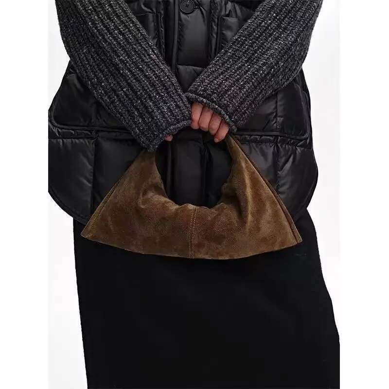 Womens New High-End Handbag With Niche Design Fashionable And Elegant Large Capacity Imitation Deer Retro Single Shoulder Bag