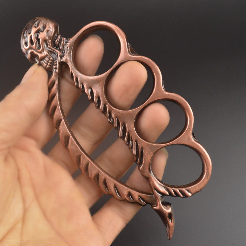 Free shipping designer Cross-Border Finger Tiger Four-Finger Beauty Ghost Hand Fist Ring Finger Ring Defense Supplies Knuckle Sleeve Finger Ring Fist 
