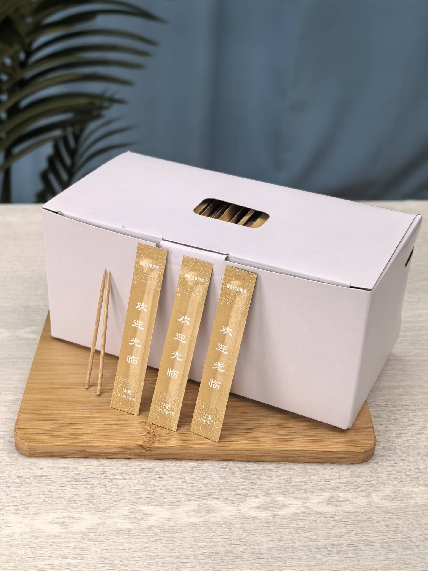 Natural Bamboo Toothpicks-Sustainable Choice for Teeth Cleaning